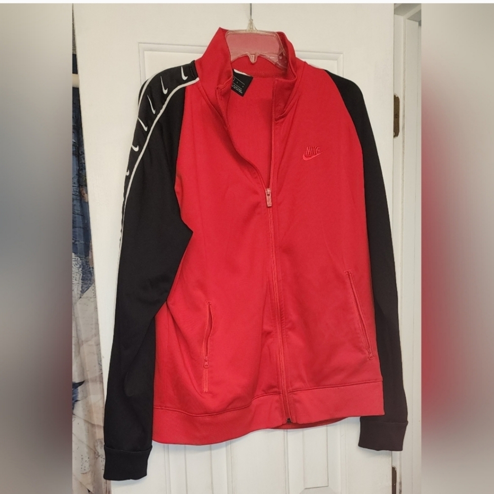 Nike Men's Red Full Zip Jacket - Size Large - Picture 5 of 5